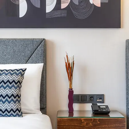 فندق بريستول 4*