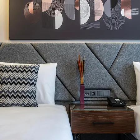 호텔 브리스톨 4*