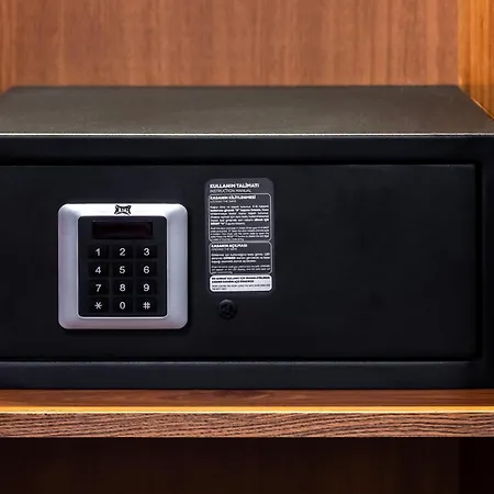 布里斯托尔酒店 酒店 4*