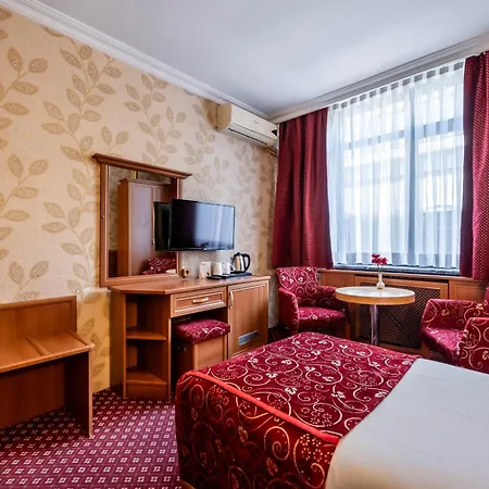 Otel Bristol