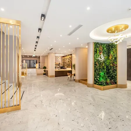 Bristol Otel 4*