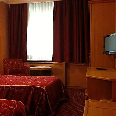 Bristol Hotel 4*