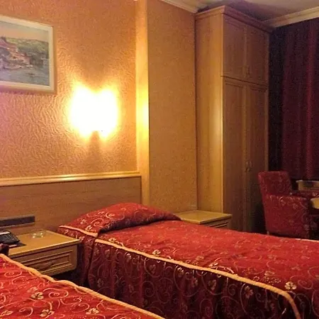 Hotel Bristol