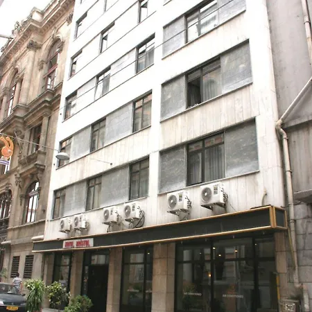 布里斯托尔酒店 4*