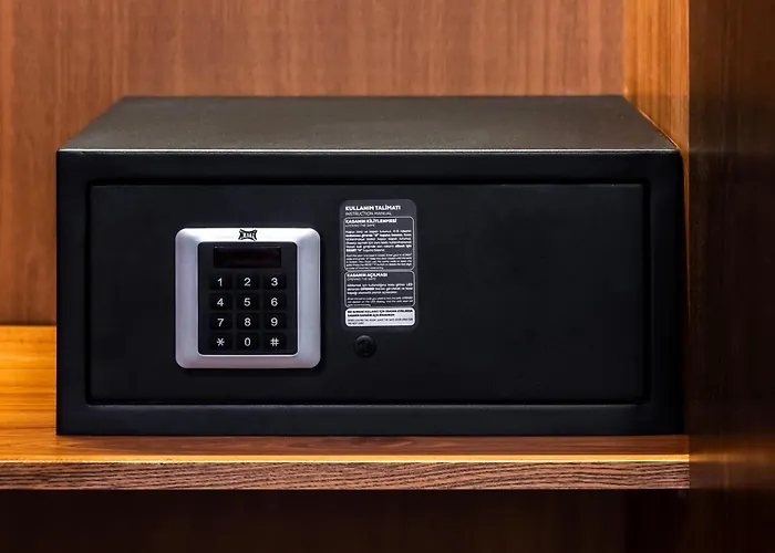 Bristol Ξενοδοχείο 4*